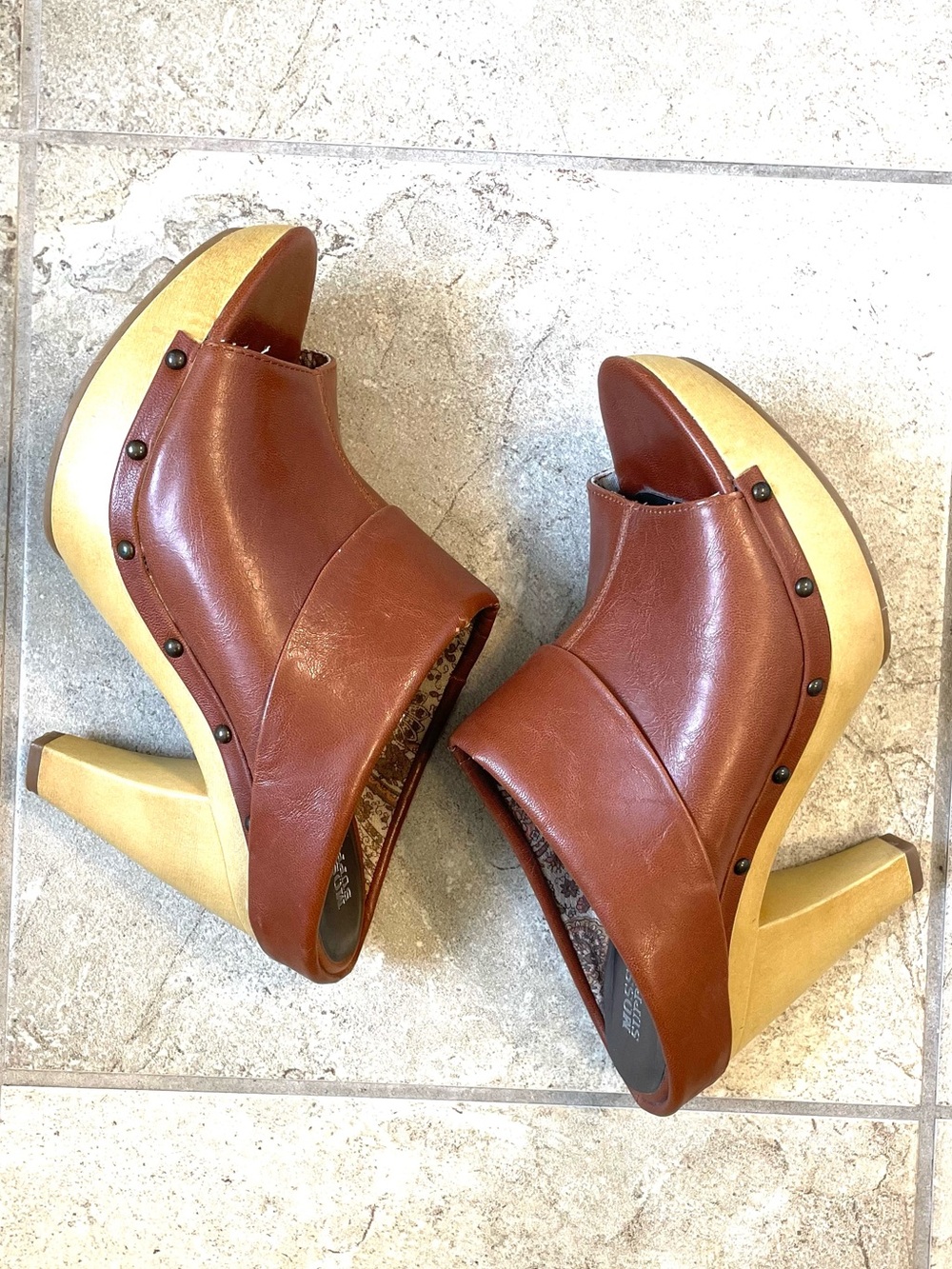 Women’s Platform Clog Heels